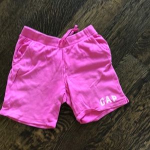Pink gap shorts